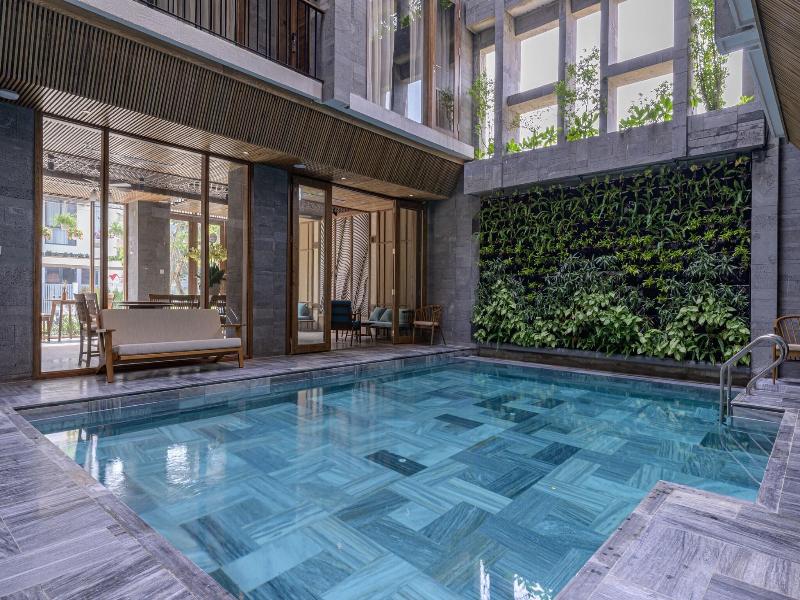 Le Boutique Danang image