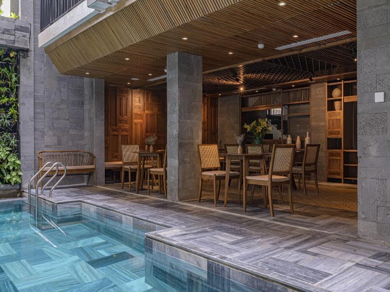 Le Boutique Danang image