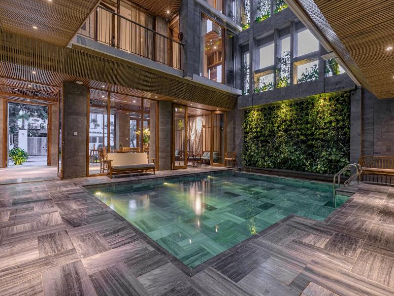 Le Boutique Danang image