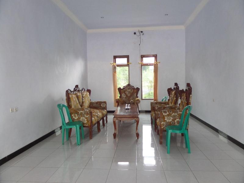Nadia Hotel image