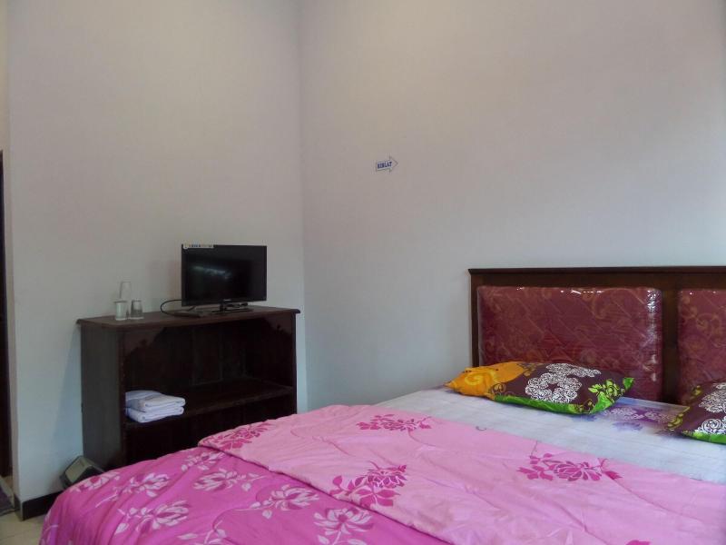 Nadia Hotel image