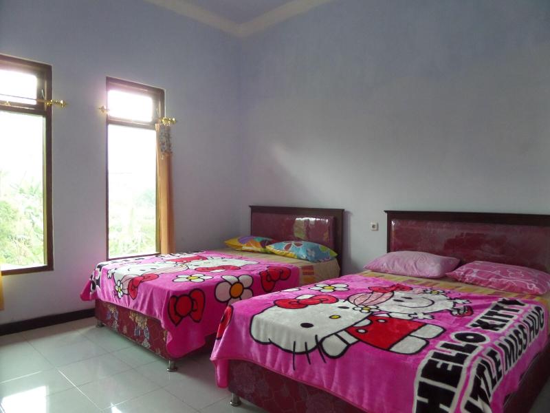 Nadia Hotel image