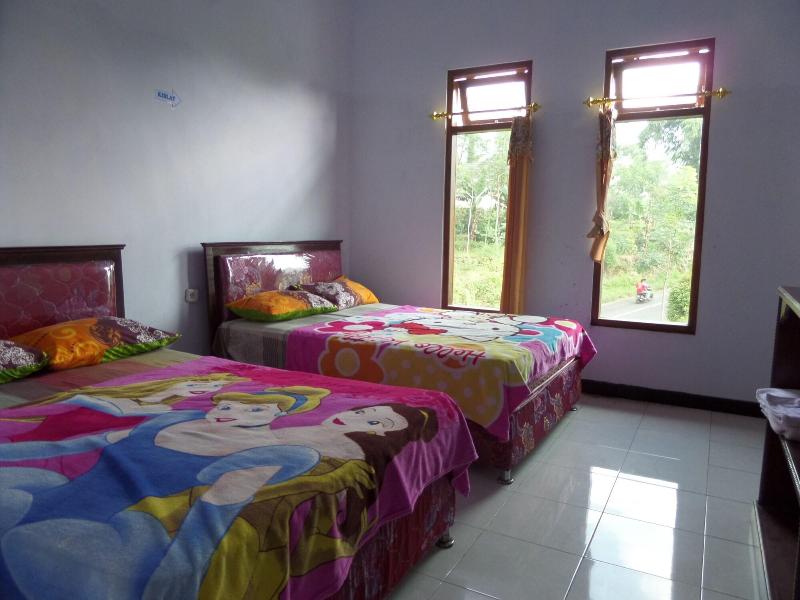 Nadia Hotel image
