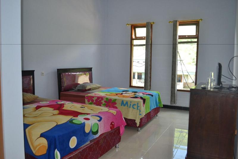 Nadia Hotel image