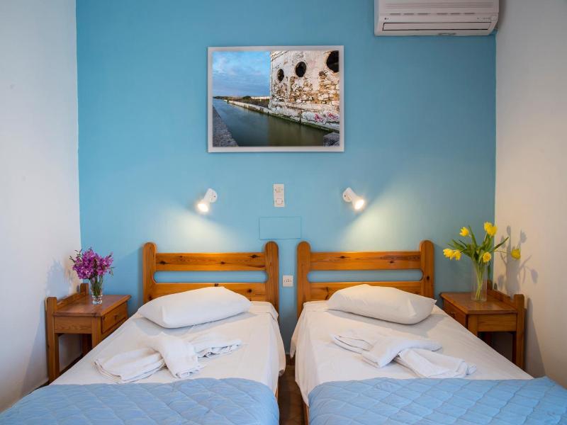 Yannis Yard Studios And Apartments image