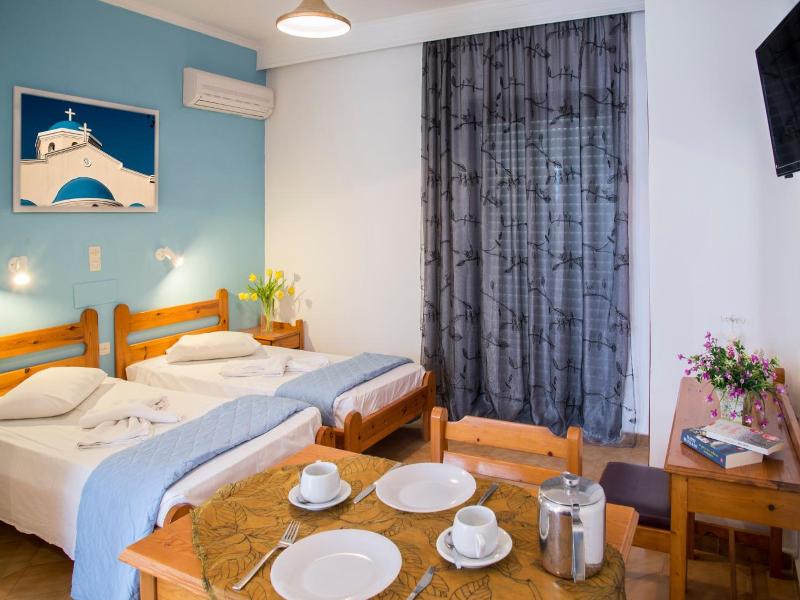 Yannis Yard Studios And Apartments image