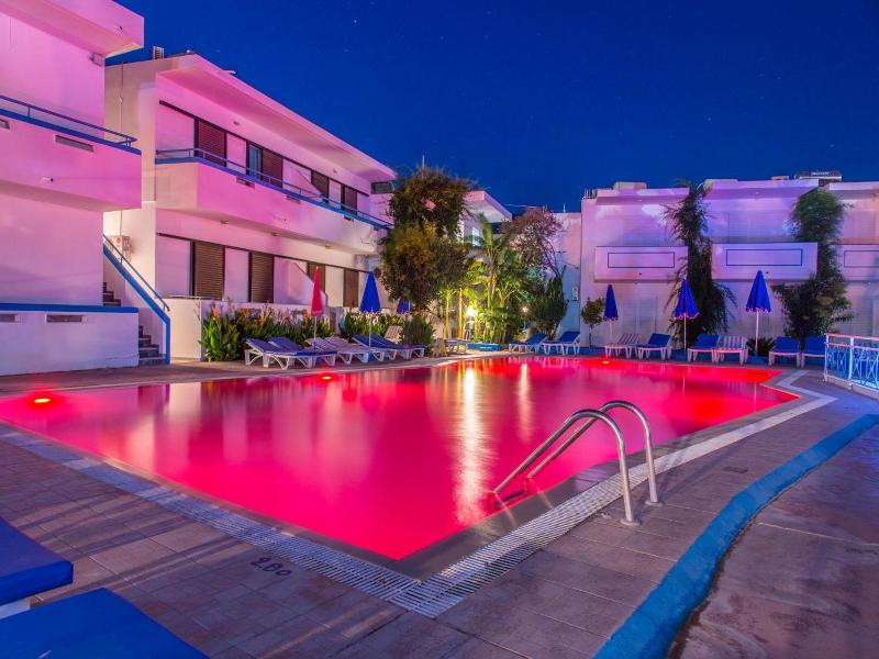Yannis Yard Studios And Apartments image