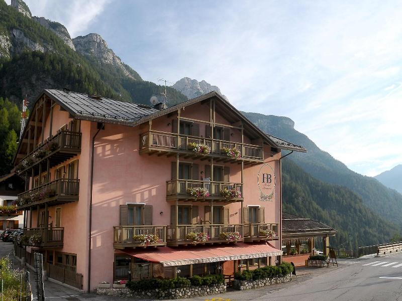 Hotel Barance image
