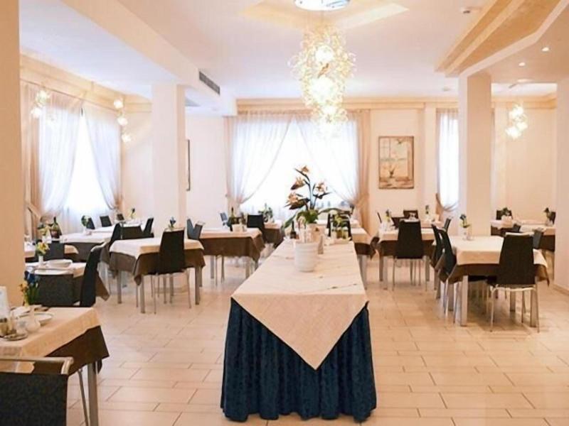 Hotel Abel image