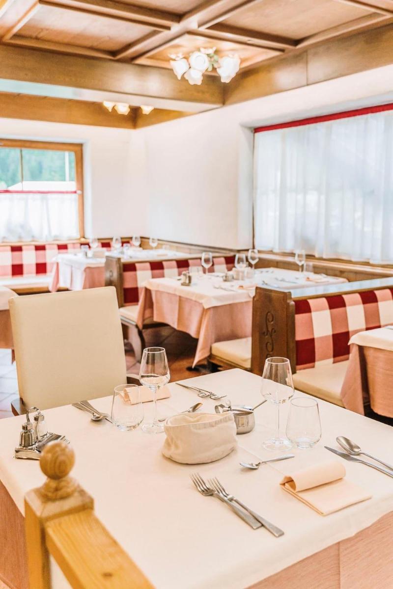 Hotel Chalet Pineta image