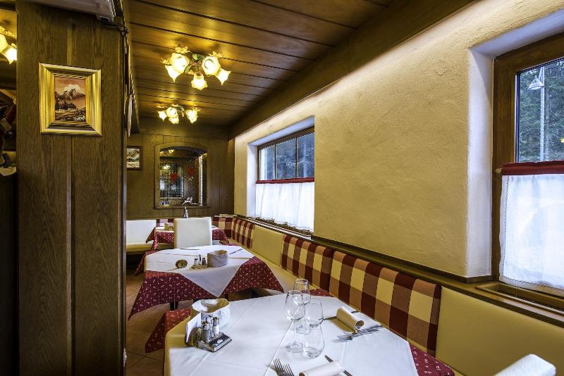 Hotel Chalet Pineta image