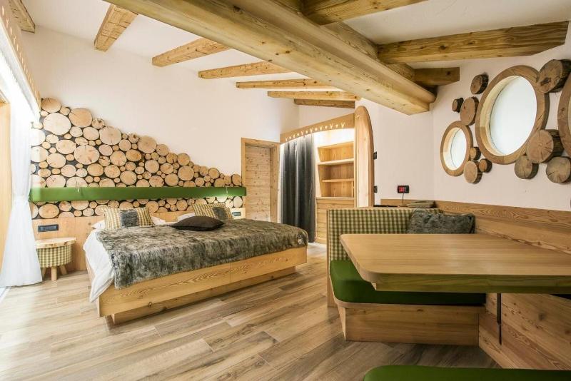 Hotel Chalet Pineta image