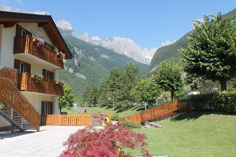 Garna Lago Alpino image