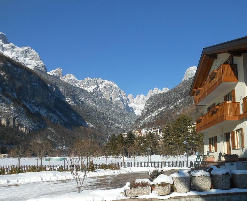 Garna Lago Alpino image