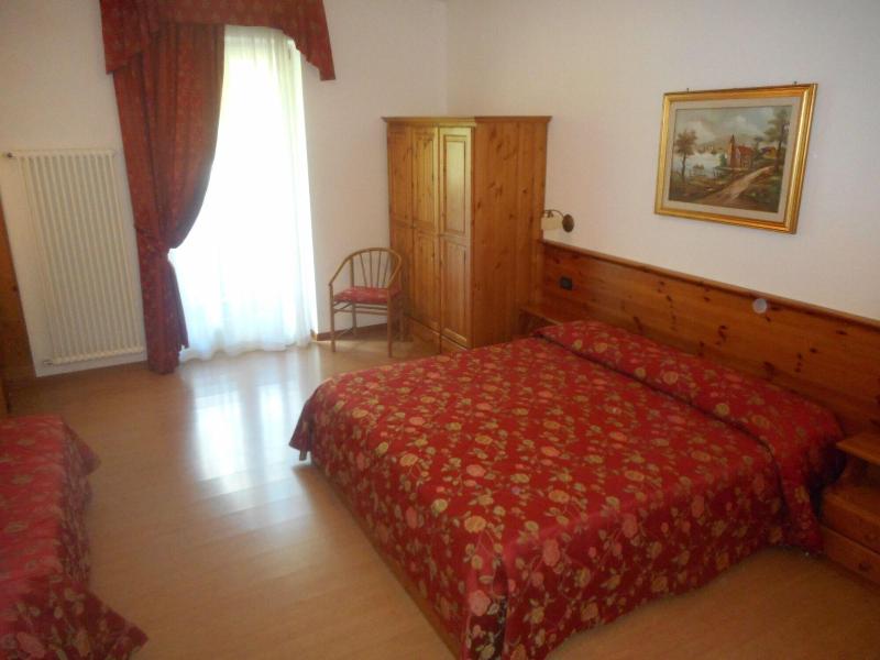 Garna Lago Alpino image
