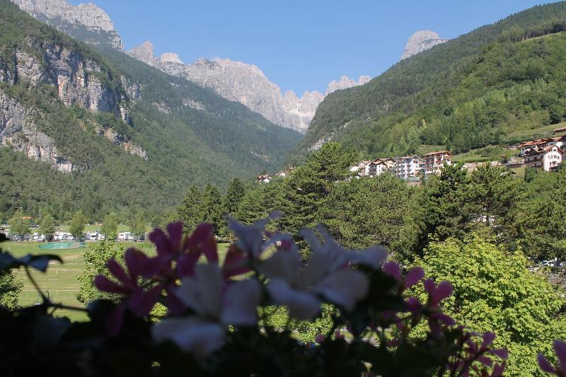 Garna Lago Alpino image