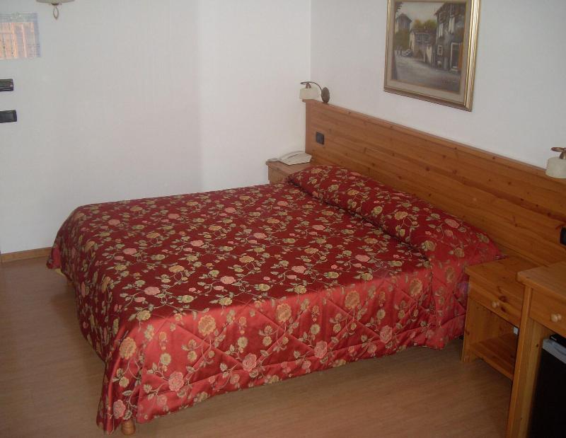 Garna Lago Alpino image