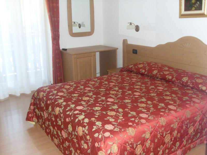 Garna Lago Alpino image