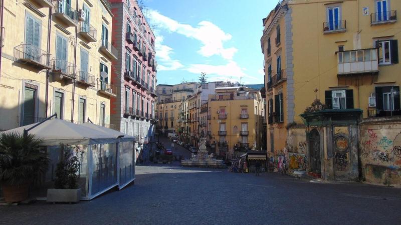 Neapolitan Flat B B — photo 3