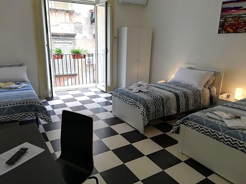 Mb Napoles Rooms — photo 2