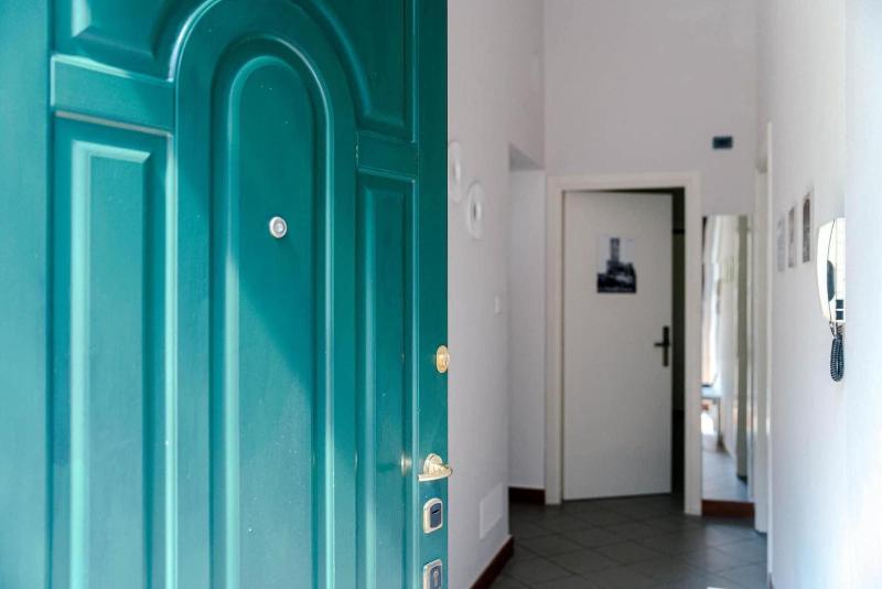 Downtown Rooms image