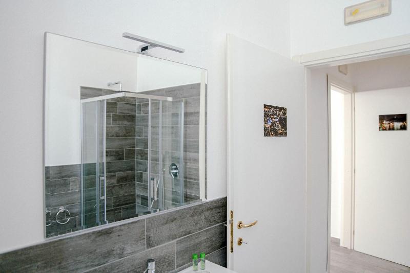 Downtown Rooms image