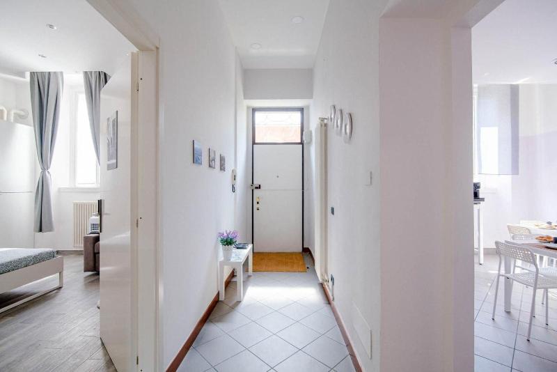 Downtown Rooms image