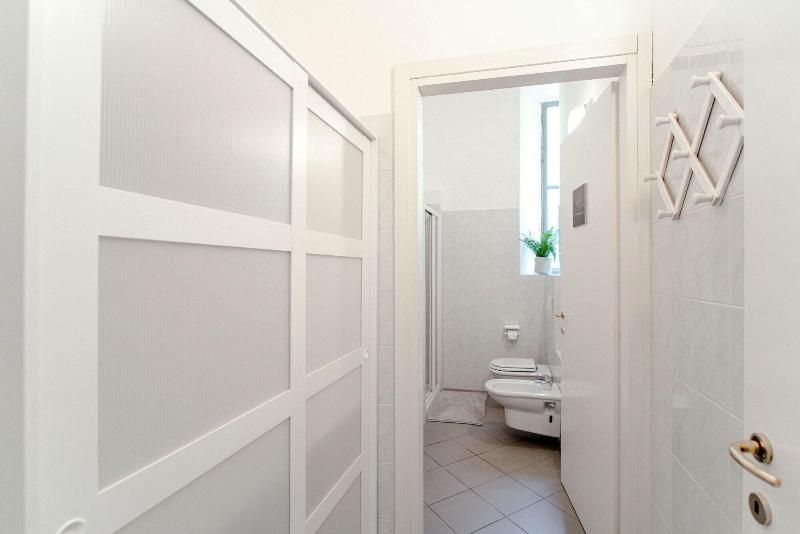 Downtown Rooms image