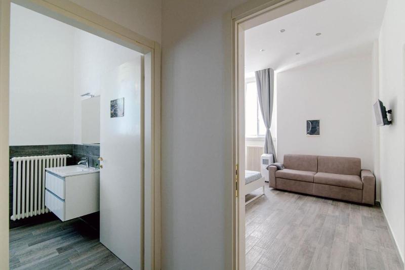 Downtown Rooms image