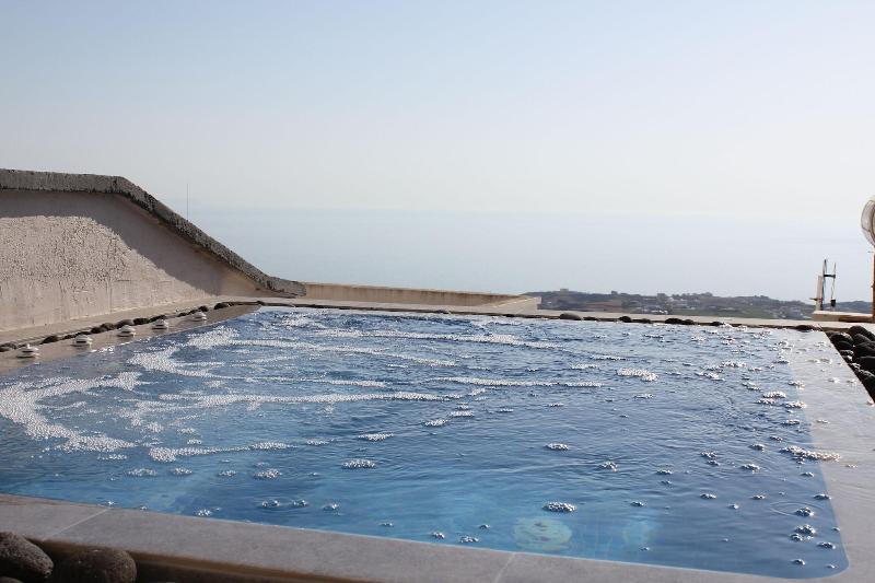 Villa By Hotel Thira image