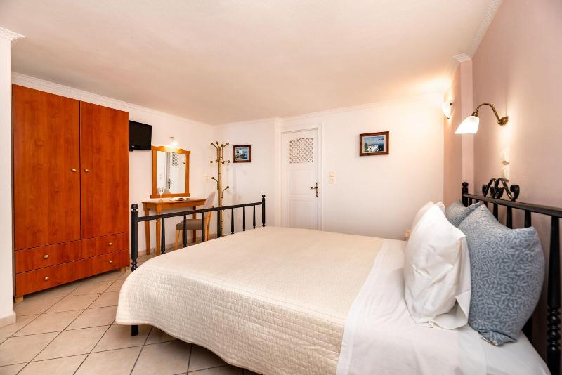 Villa By Hotel Thira image