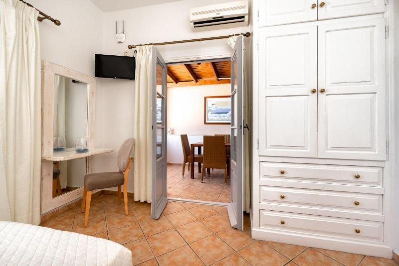 Villa By Hotel Thira image