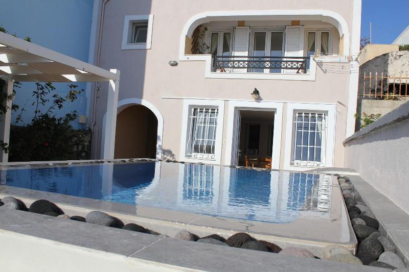 Villa By Hotel Thira image