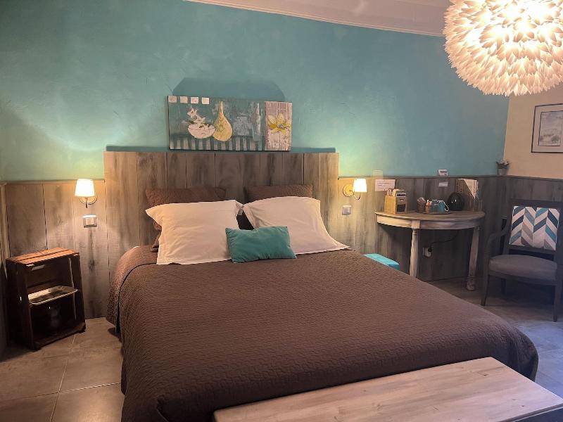 Chambre D Ha Tes Bleus Matines image