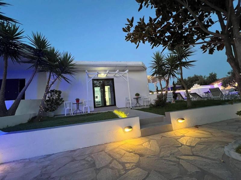 Skiathos Young Guesthouse image