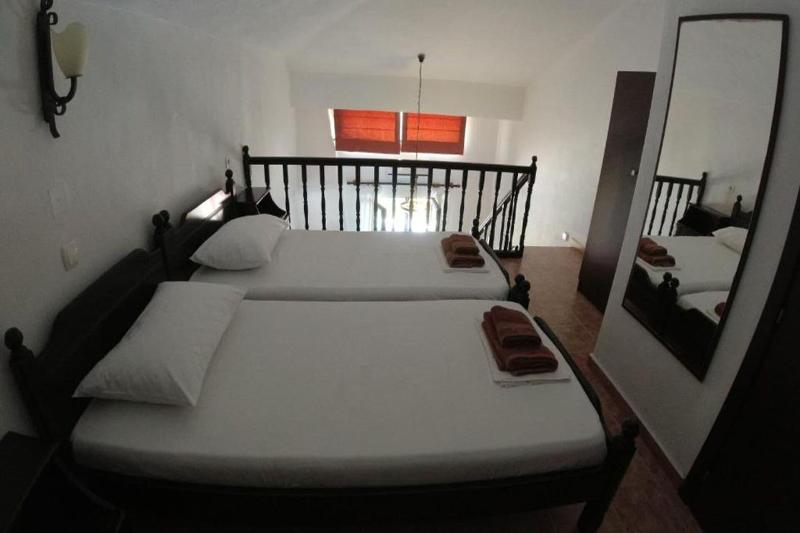 Skiathos Young Guesthouse image