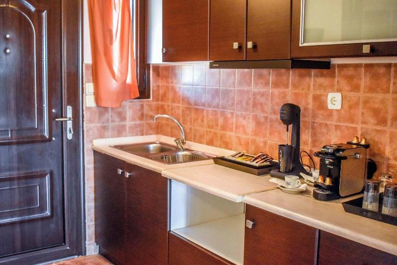 Skiathos Young Guesthouse image