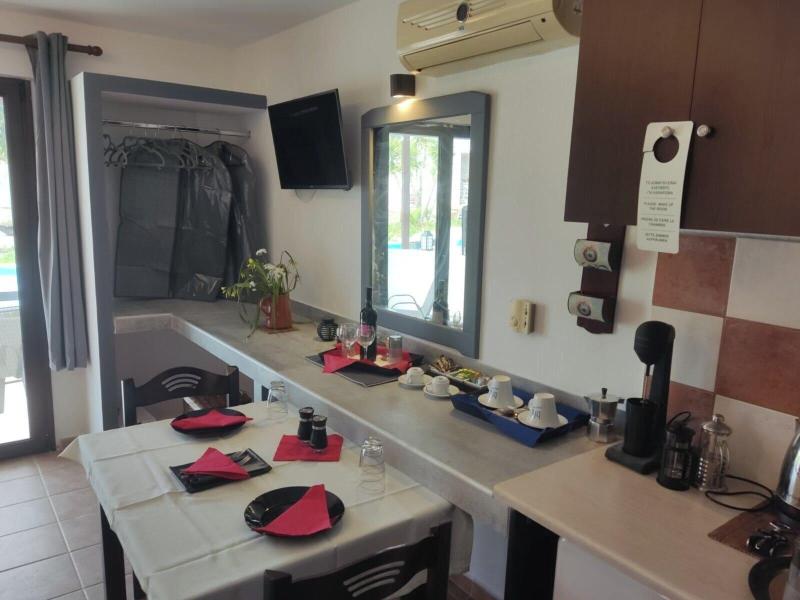 Skiathos Young Guesthouse image