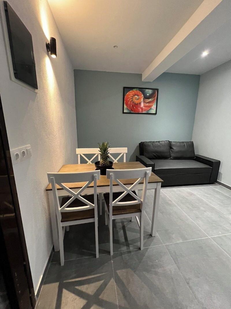 Skiathos Young Guesthouse image