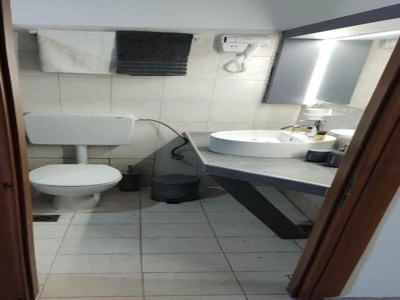 Skiathos Young Guesthouse image