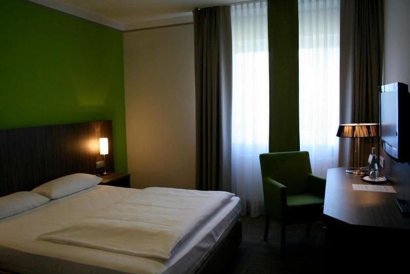 Hotel Ambiente Walldorf image