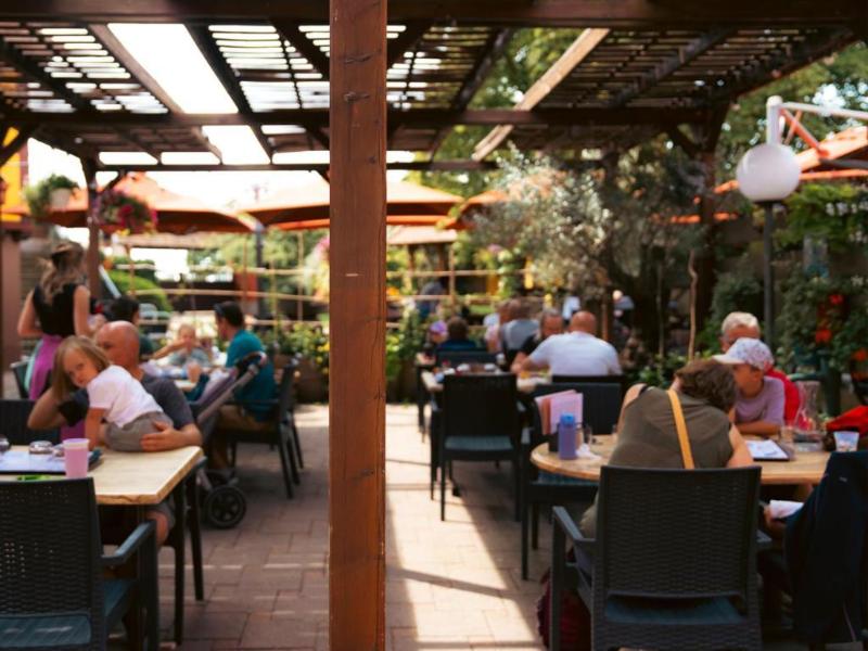 Ha Tel Restaurant Au Parc Des Cigognes image