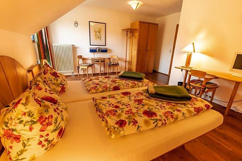Landhotel Kuhler Grund image