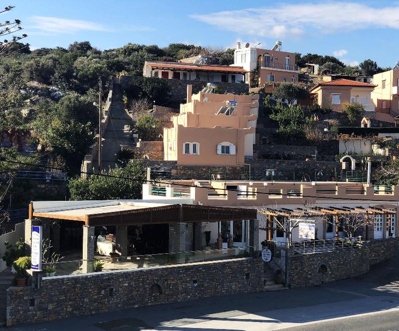 Kavousanos Apartments