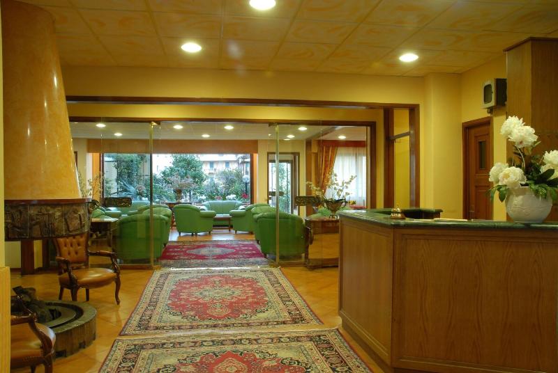 Hotel Mondial image