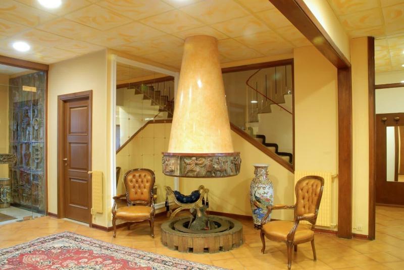 Hotel Mondial image