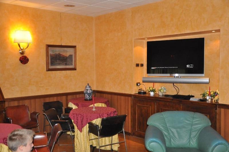 Hotel Mondial image
