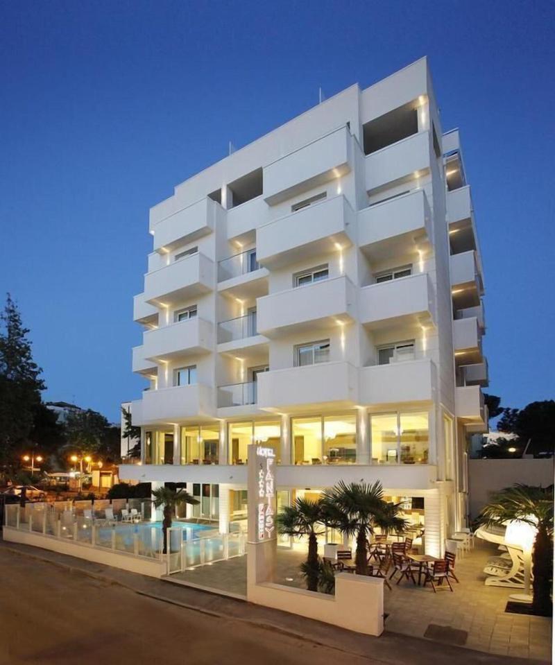 Hotel Fantasy image