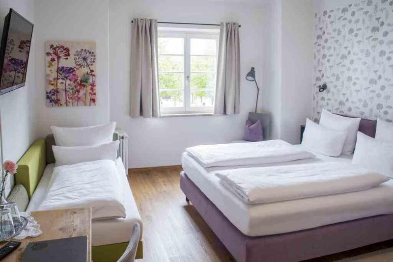 Wailtl Hotel image