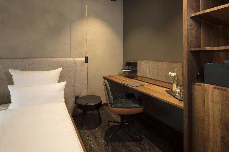 Wailtl Hotel image